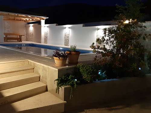 Apartmani Senje, Komiža